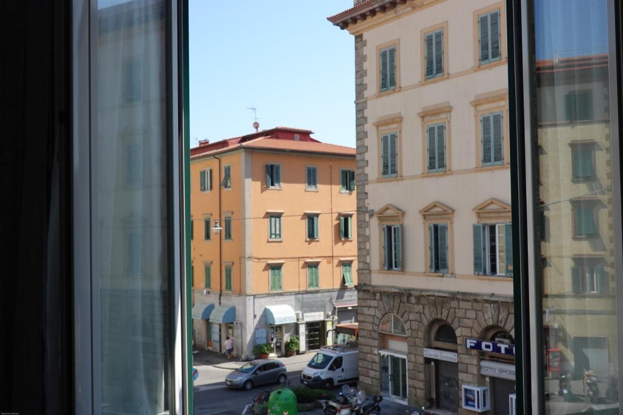 Casa Mille Baci Con Parcheggio Livorno Exterior foto
