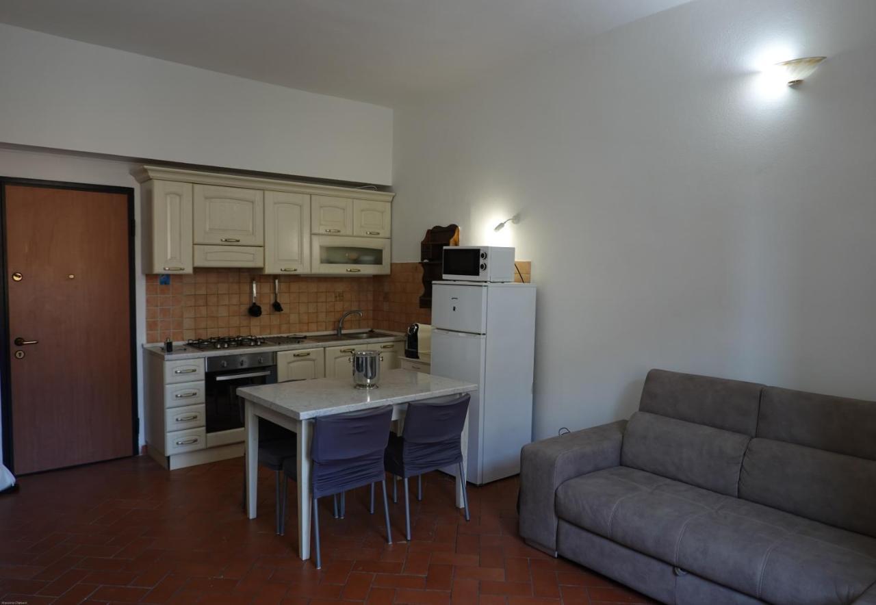 Casa Mille Baci Con Parcheggio Livorno Exterior foto