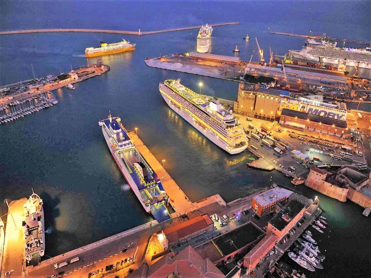 Casa Mille Baci Con Parcheggio Livorno Exterior foto