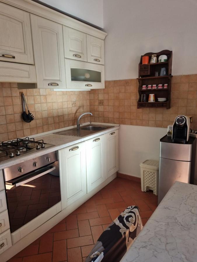 Casa Mille Baci Con Parcheggio Livorno Exterior foto