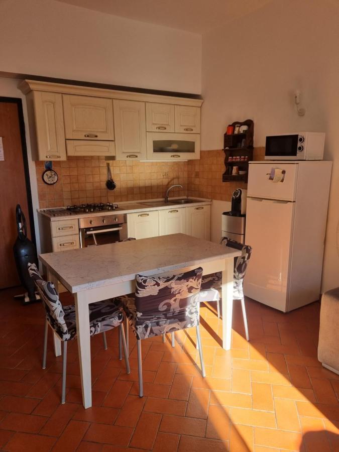 Casa Mille Baci Con Parcheggio Livorno Exterior foto